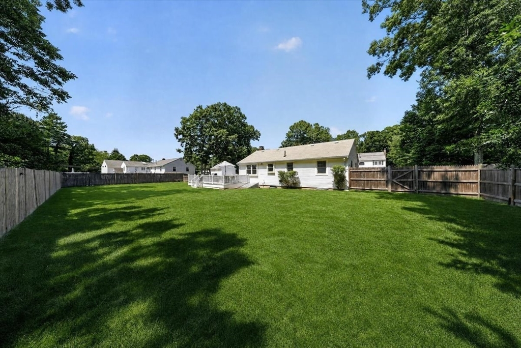 27 John Adams Drive