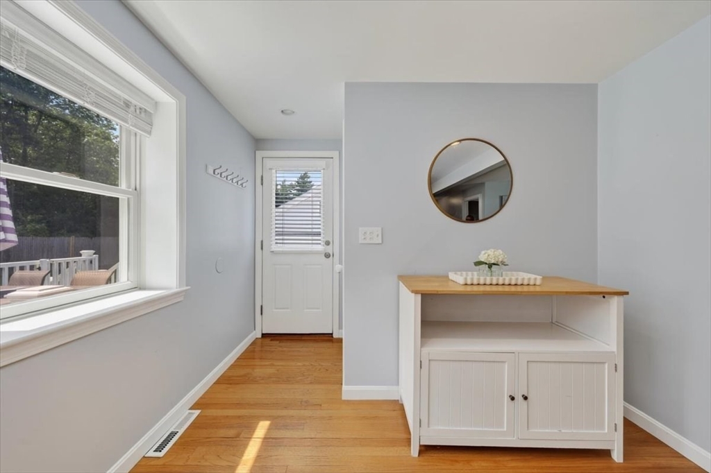 27 John Adams Drive