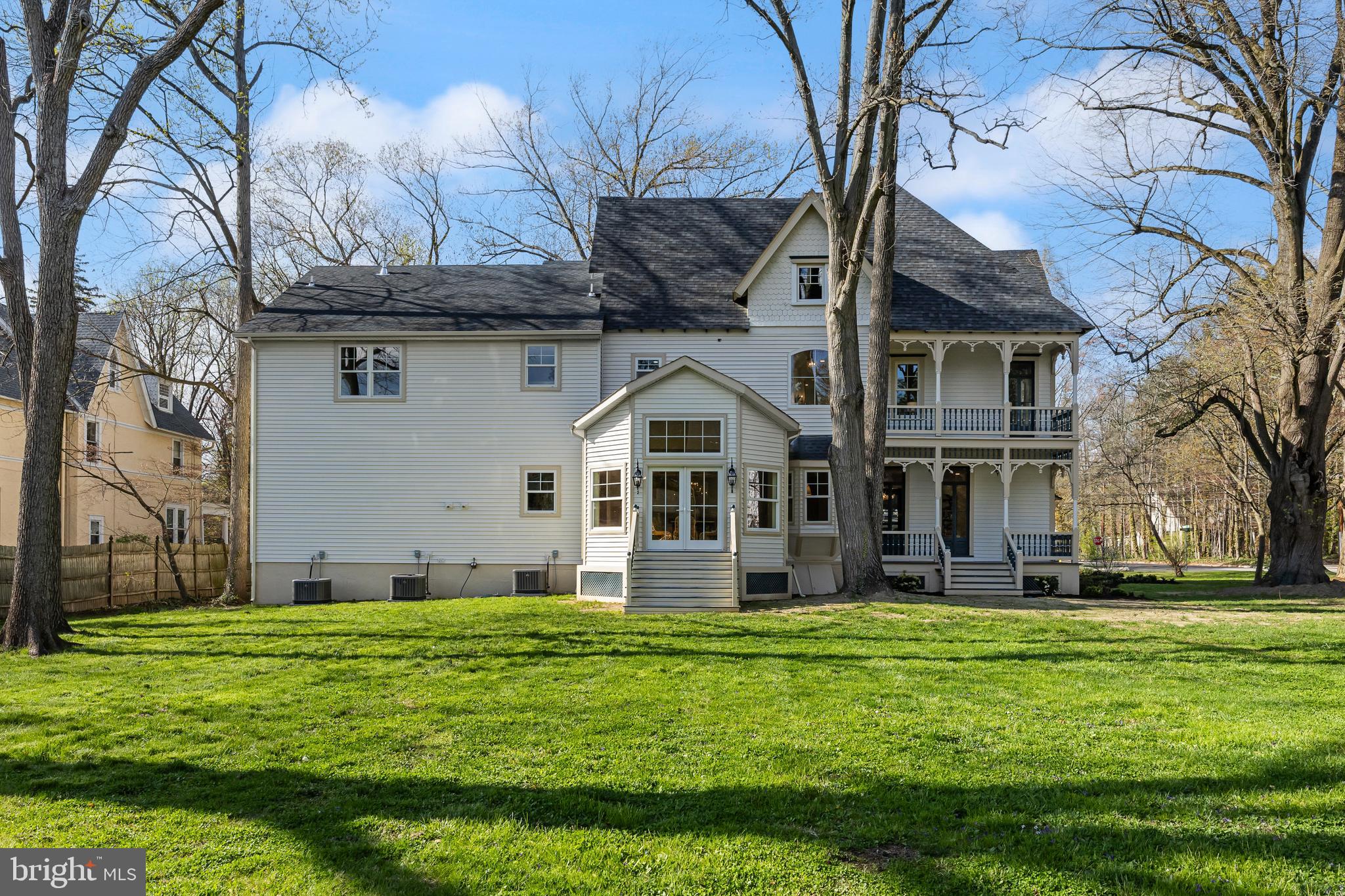 140 E CENTRAL AVENUE