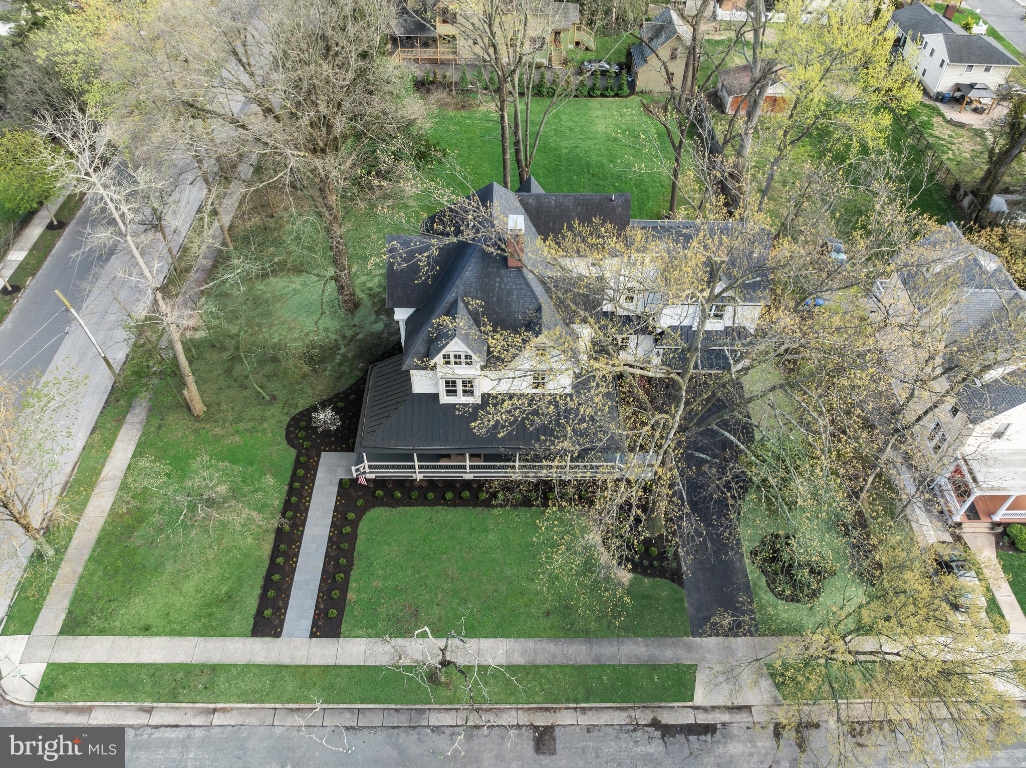 140 E CENTRAL AVENUE