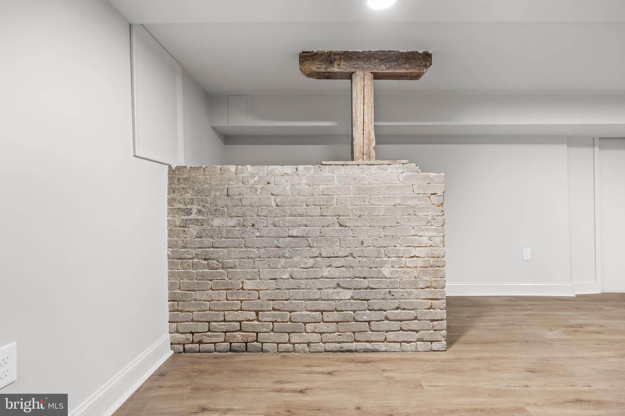 140 E CENTRAL AVENUE