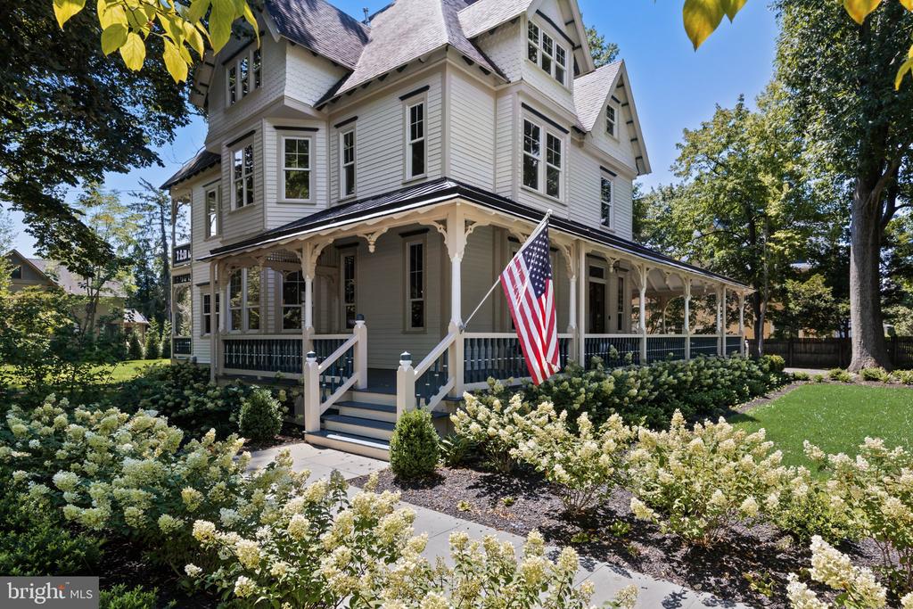 140 E CENTRAL AVENUE