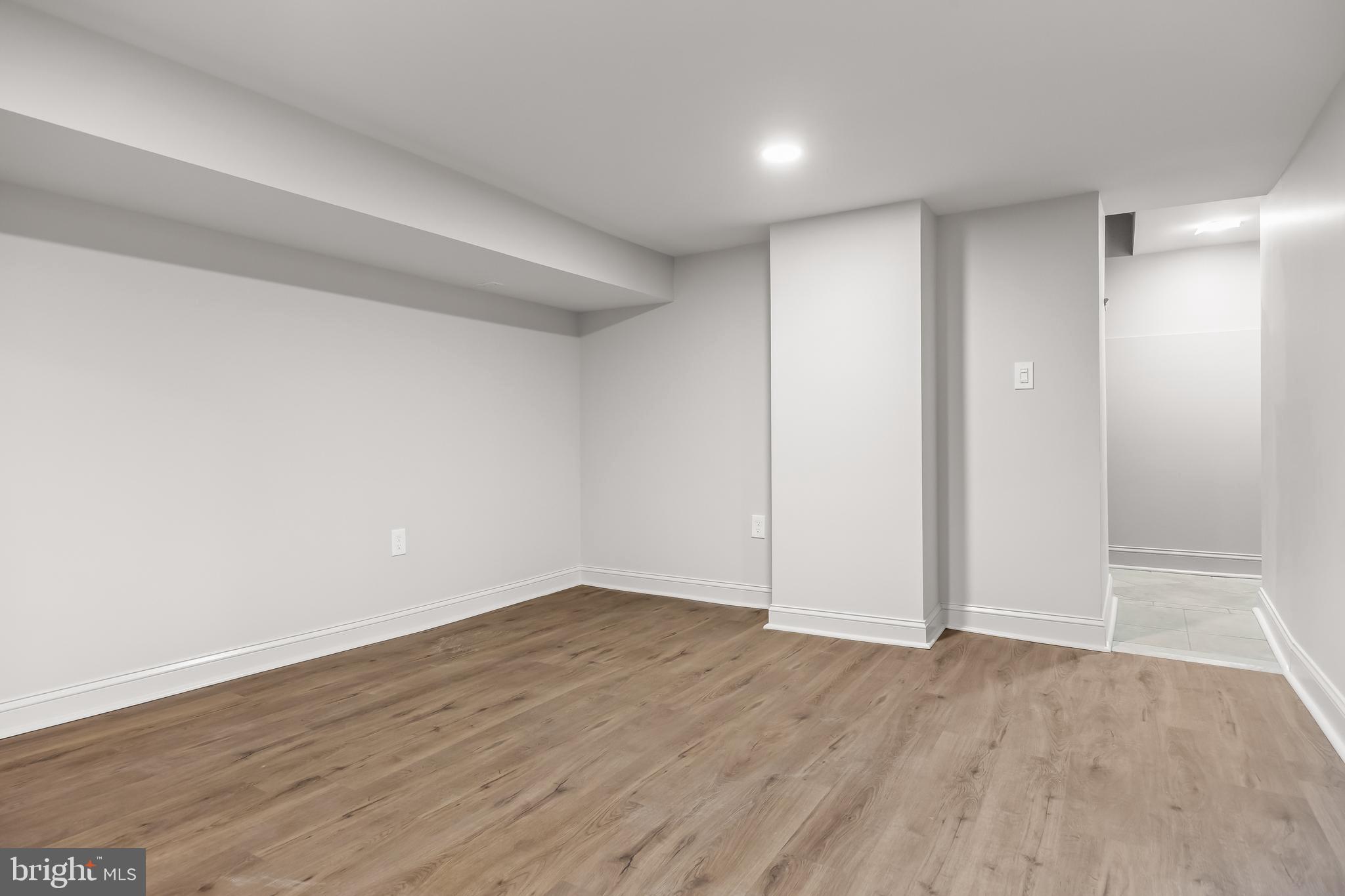 140 E CENTRAL AVENUE