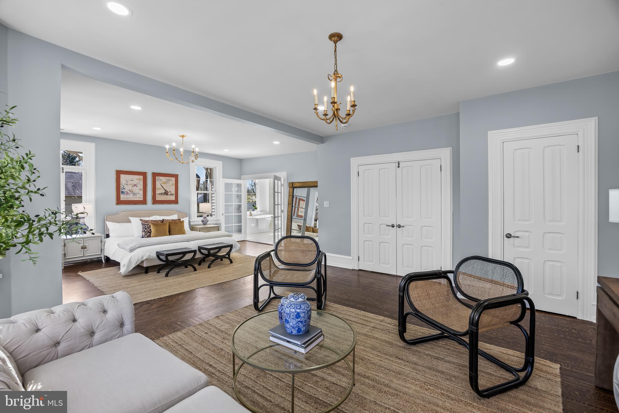 140 E CENTRAL AVENUE