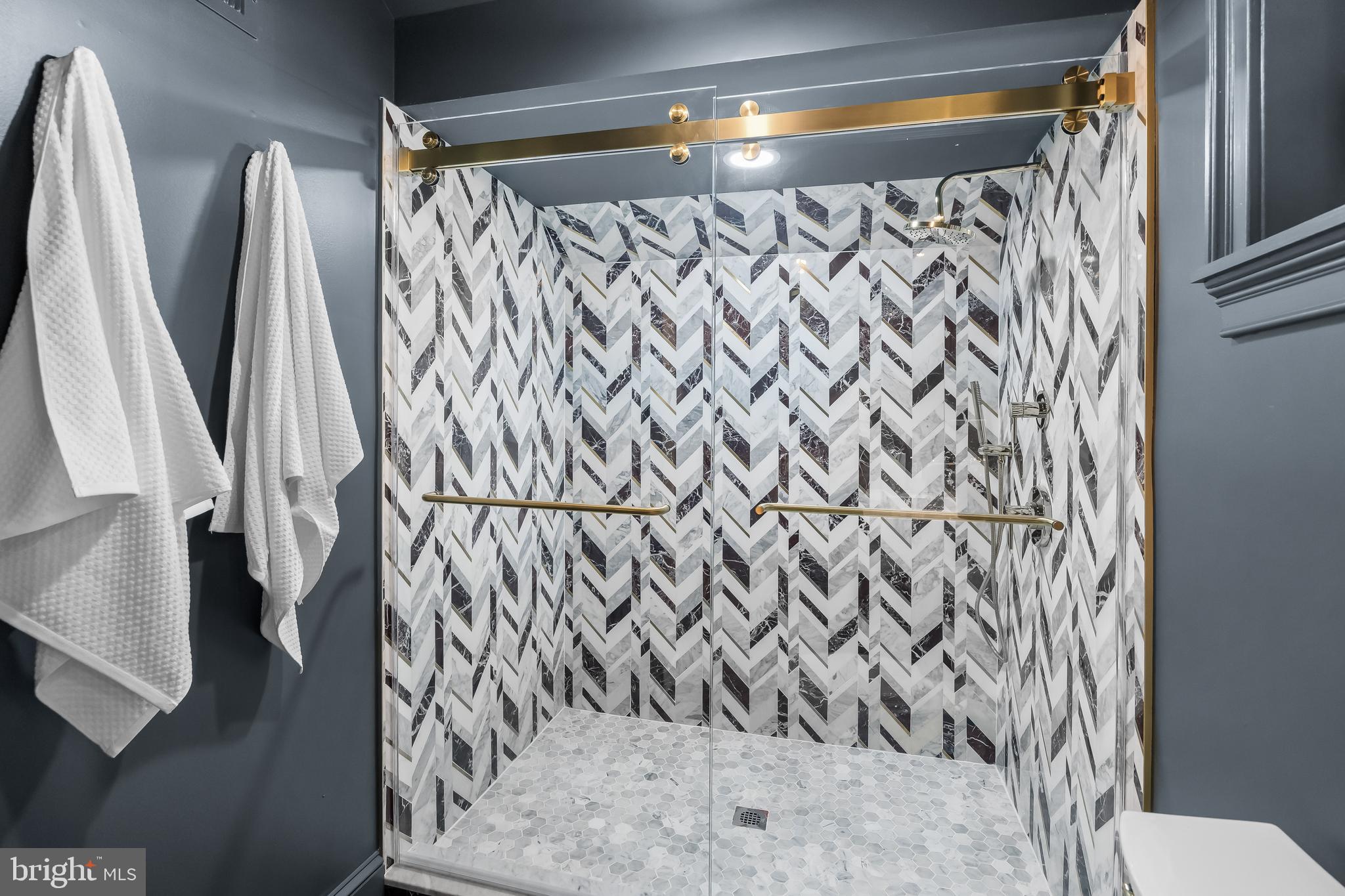 140 E CENTRAL AVENUE