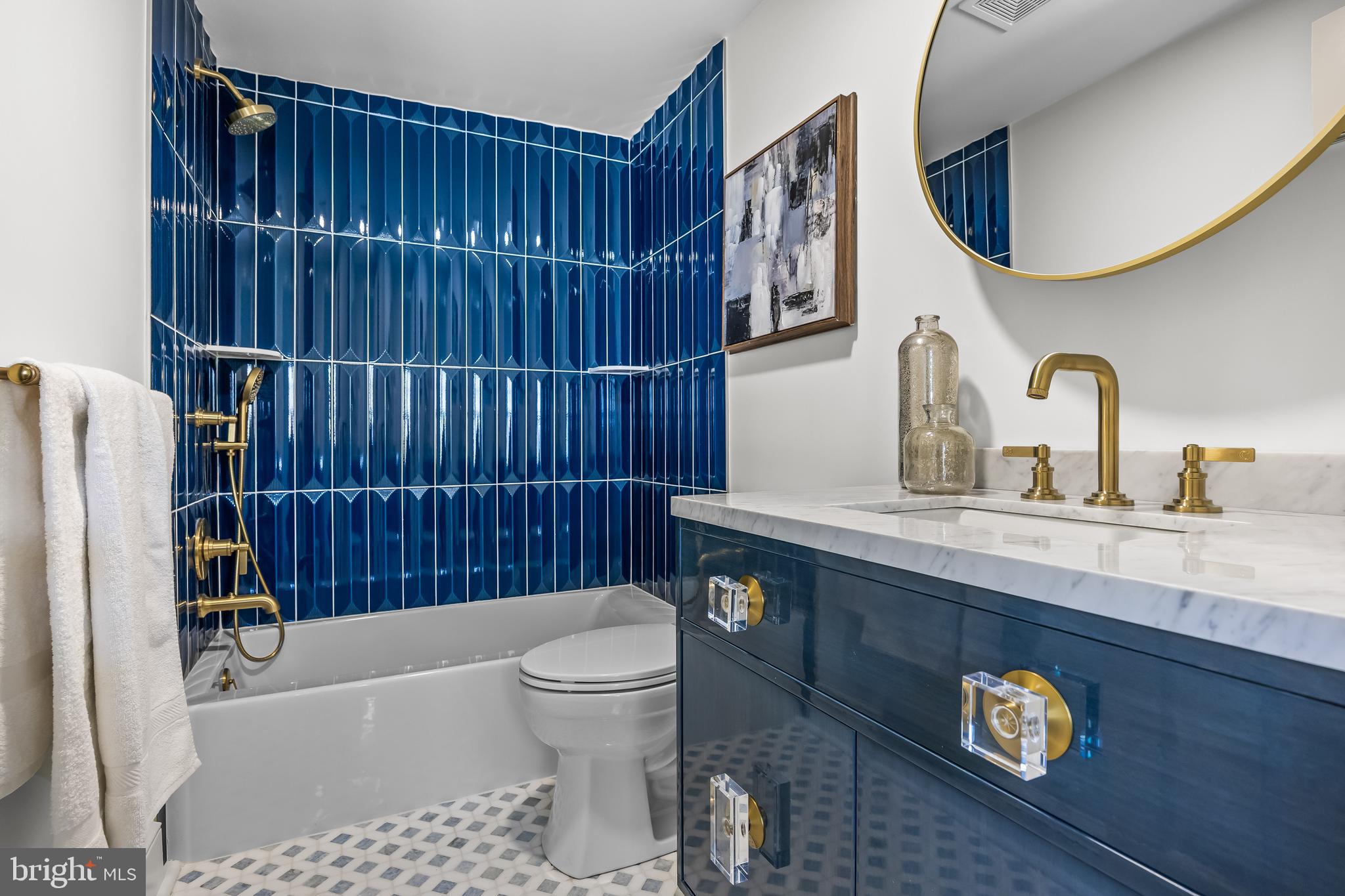 140 E CENTRAL AVENUE