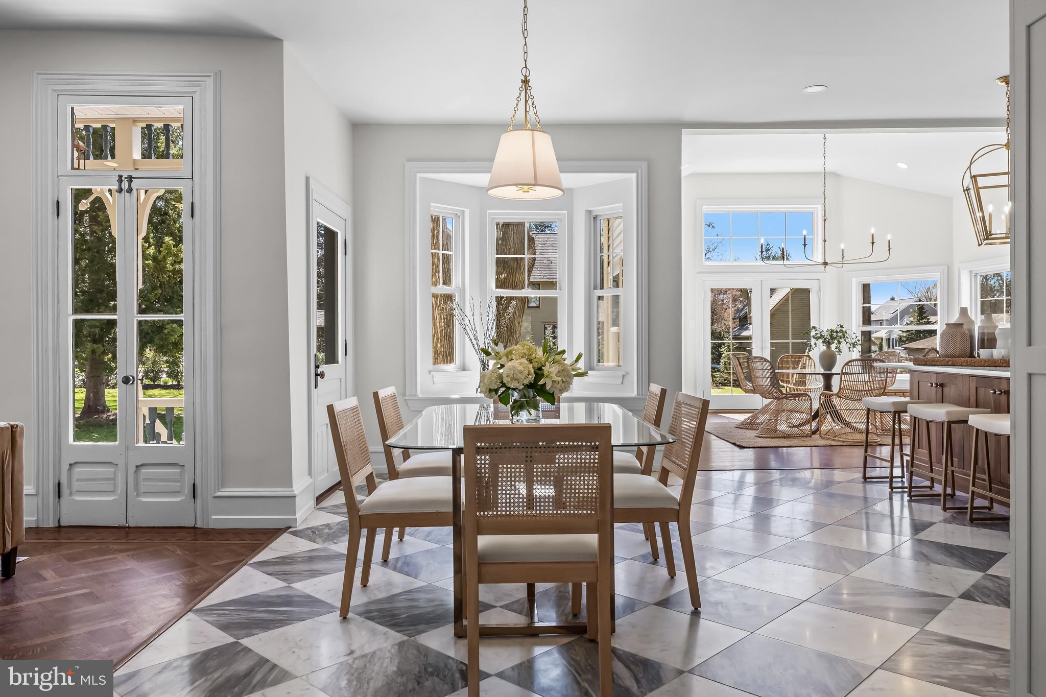 140 E CENTRAL AVENUE