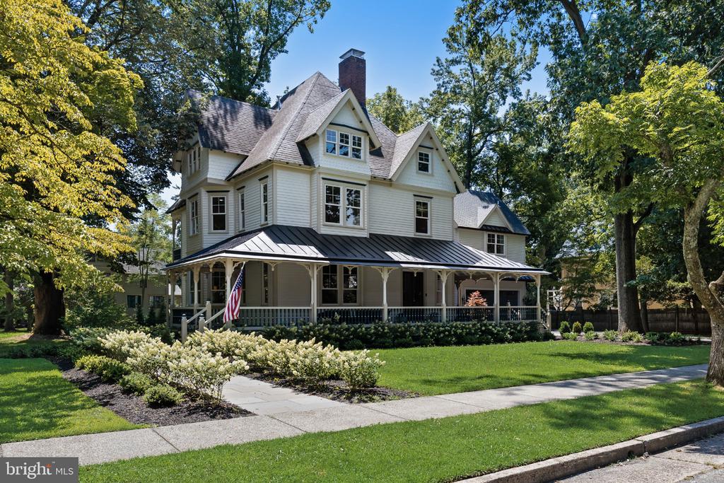 140 E CENTRAL AVENUE