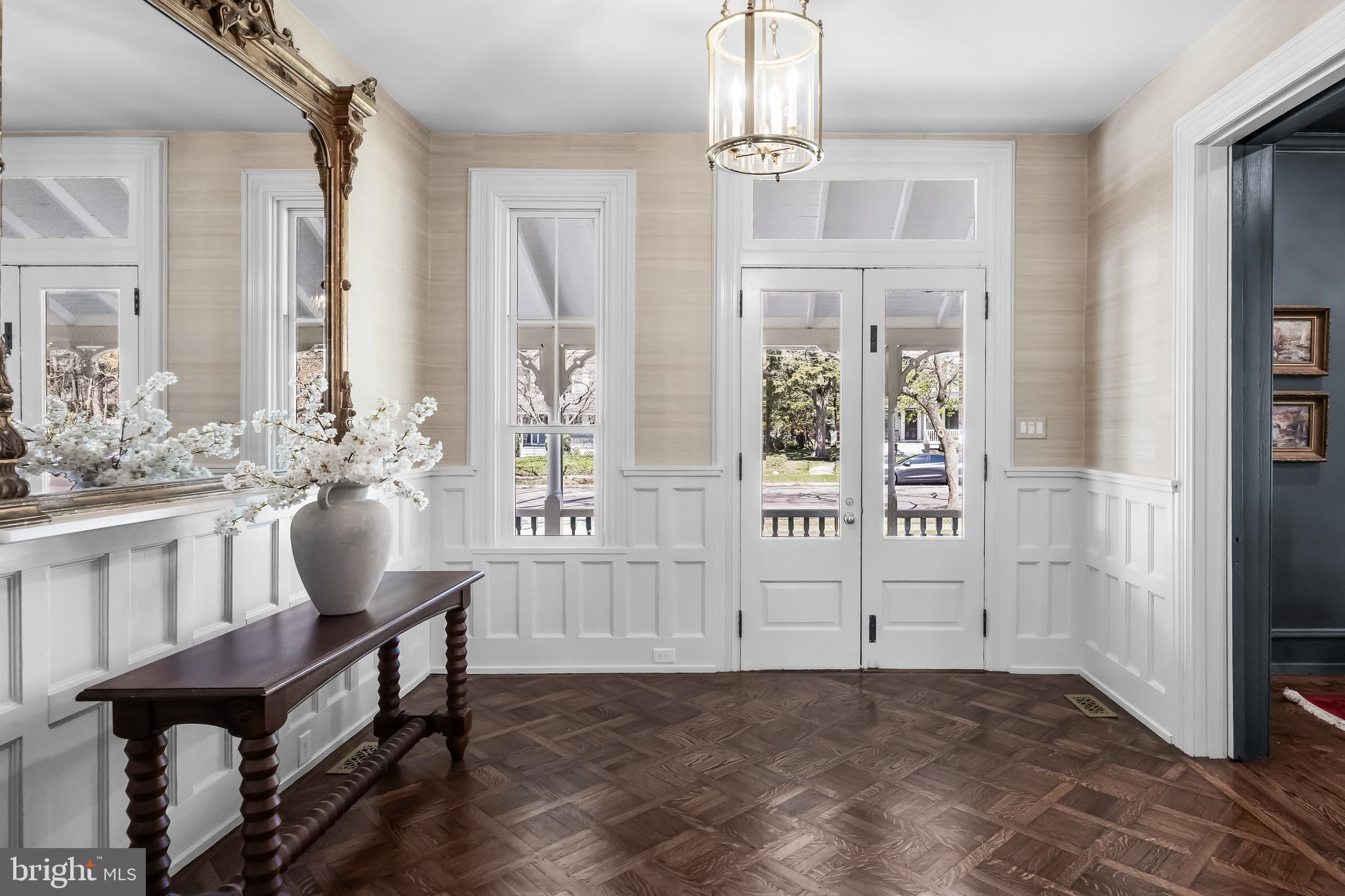 140 E CENTRAL AVENUE