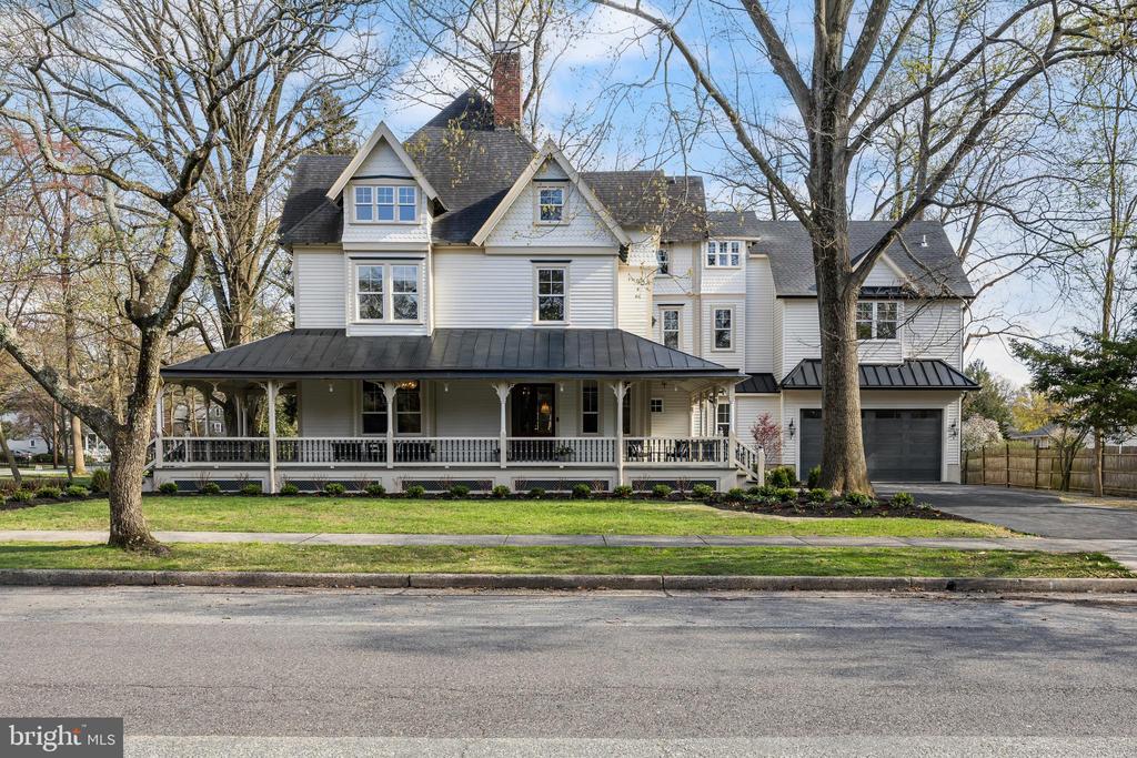 140 E CENTRAL AVENUE