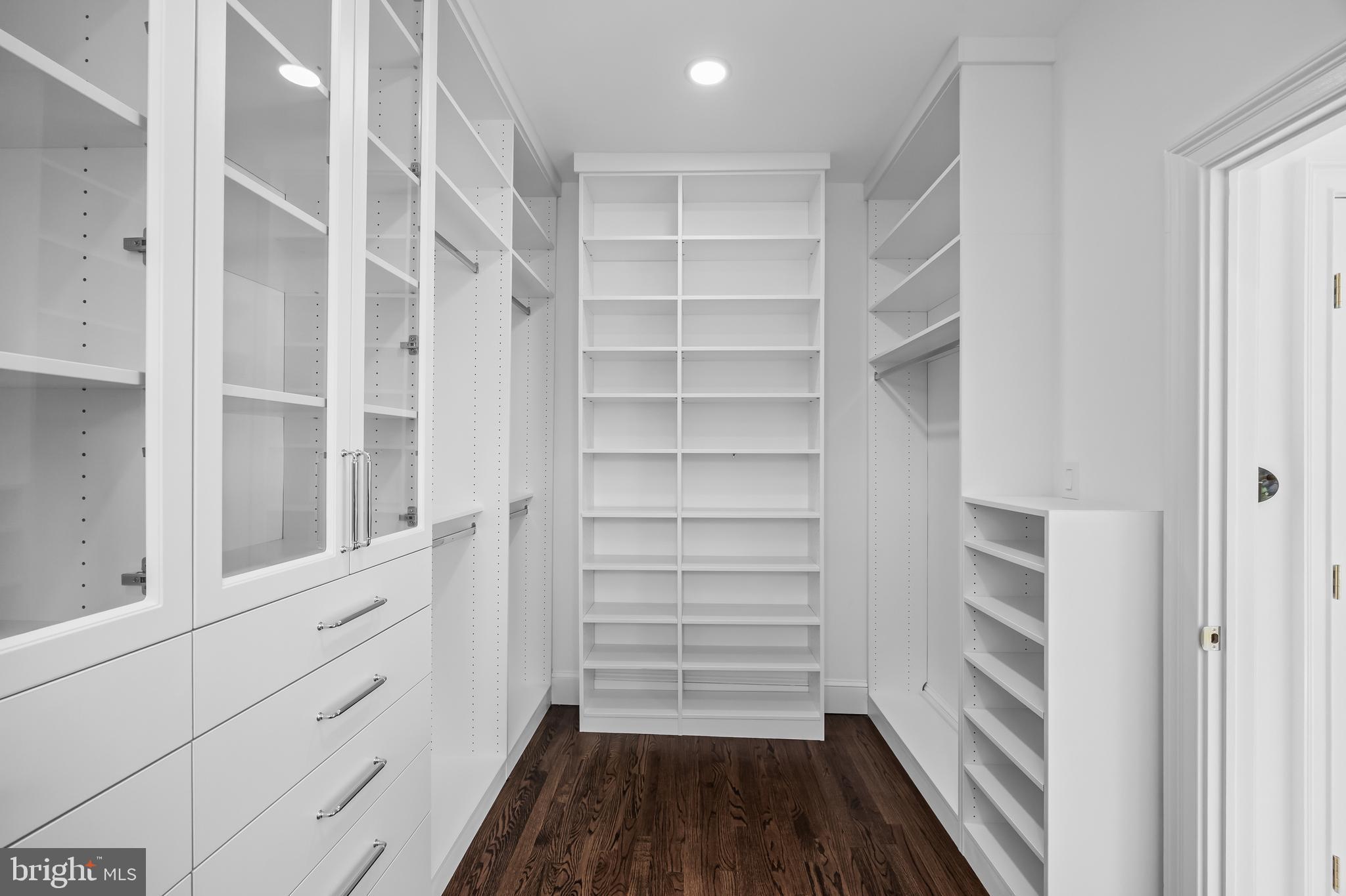 140 E CENTRAL AVENUE