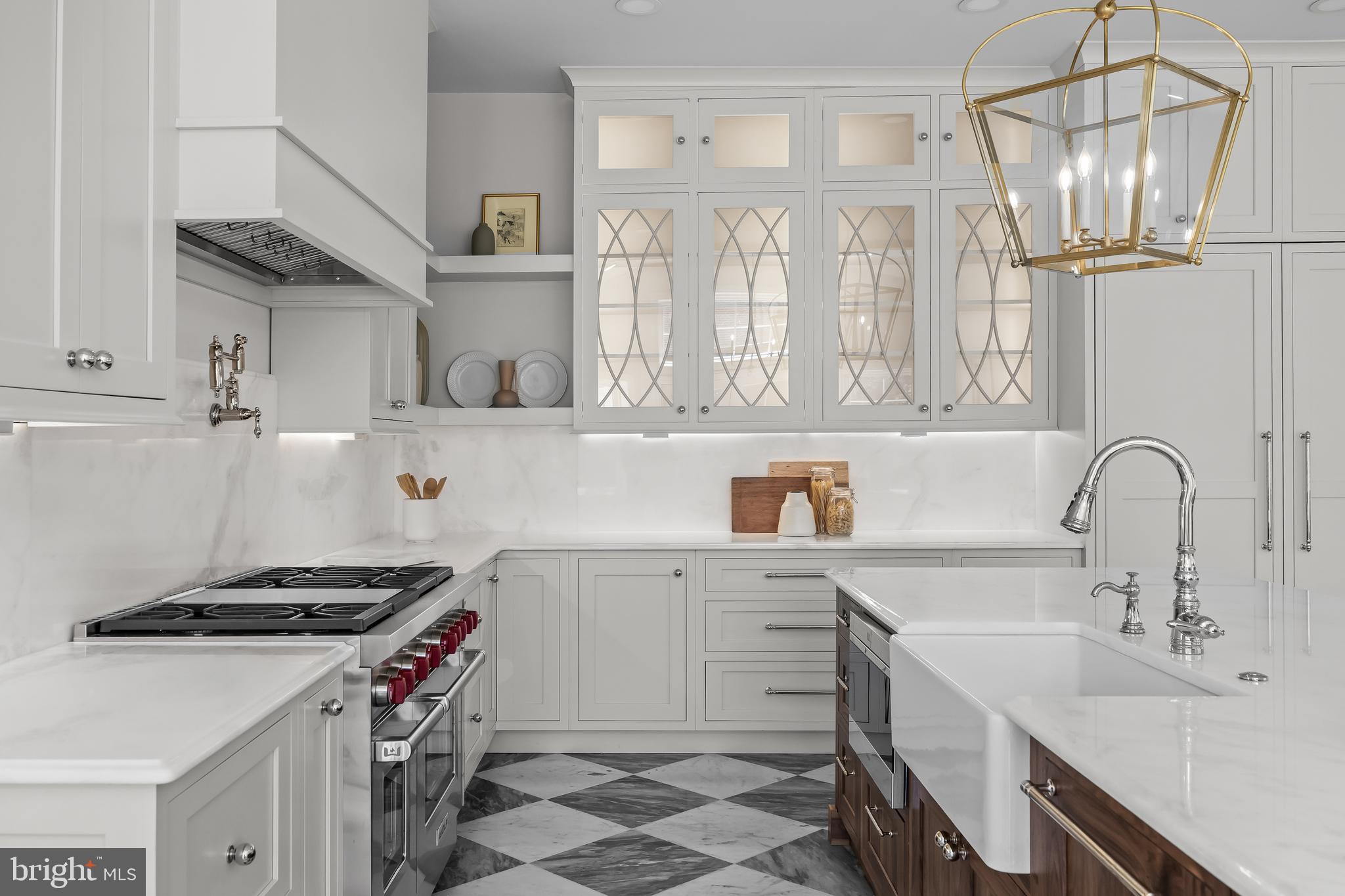 140 E CENTRAL AVENUE