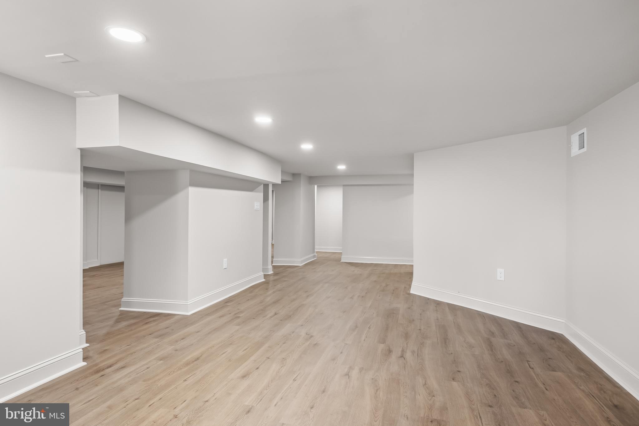 140 E CENTRAL AVENUE