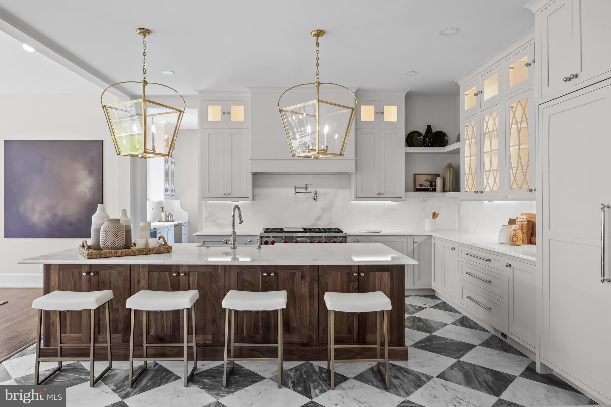 140 E CENTRAL AVENUE