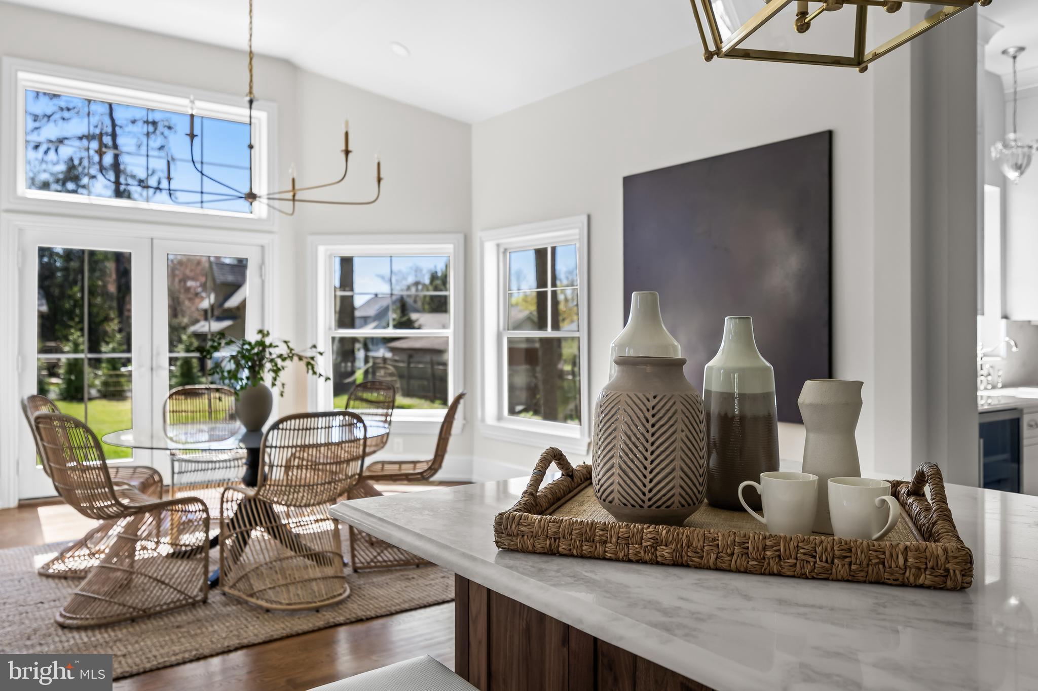 140 E CENTRAL AVENUE