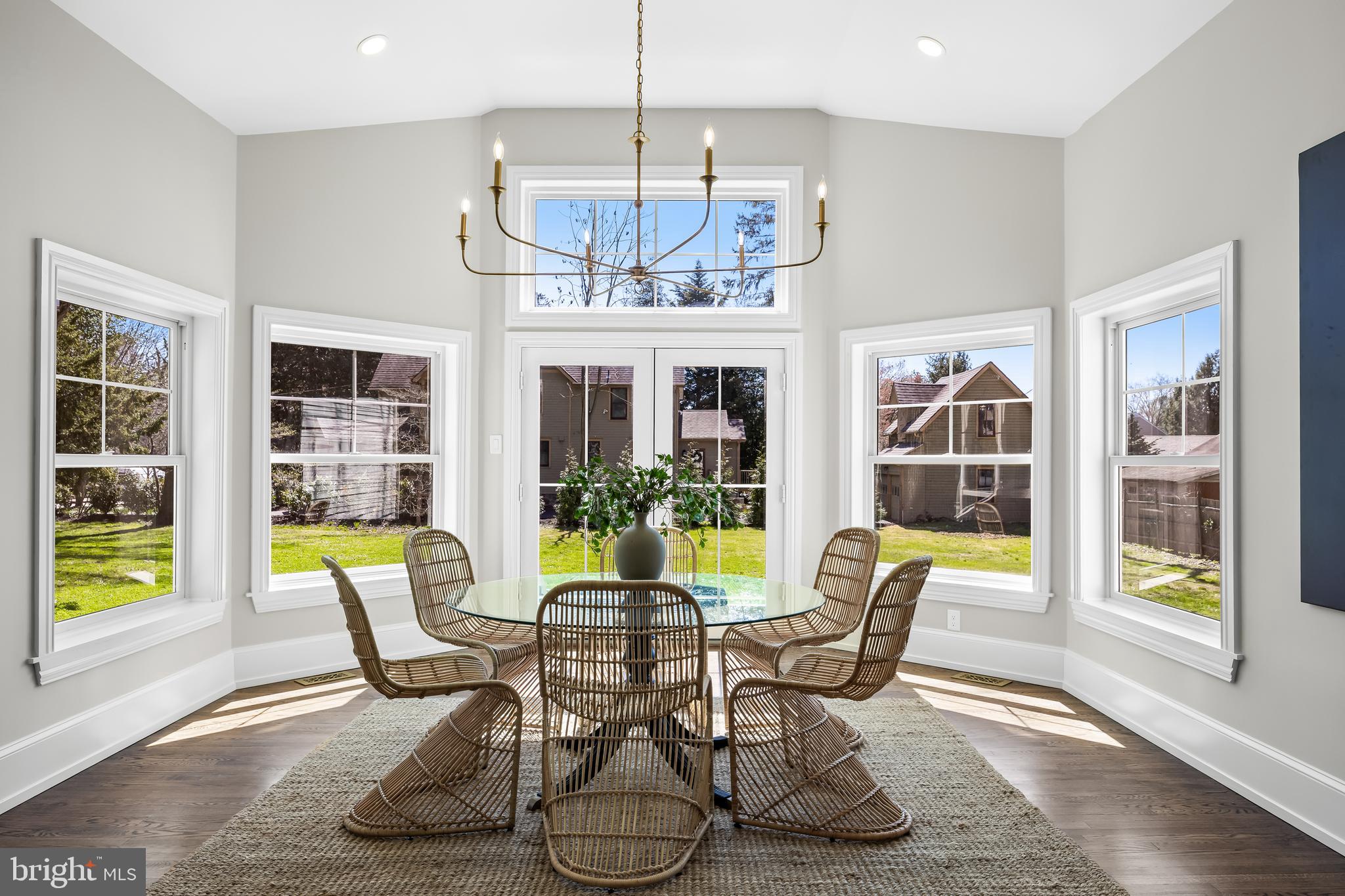 140 E CENTRAL AVENUE