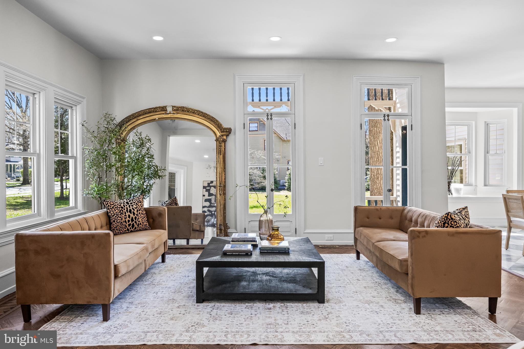 140 E CENTRAL AVENUE