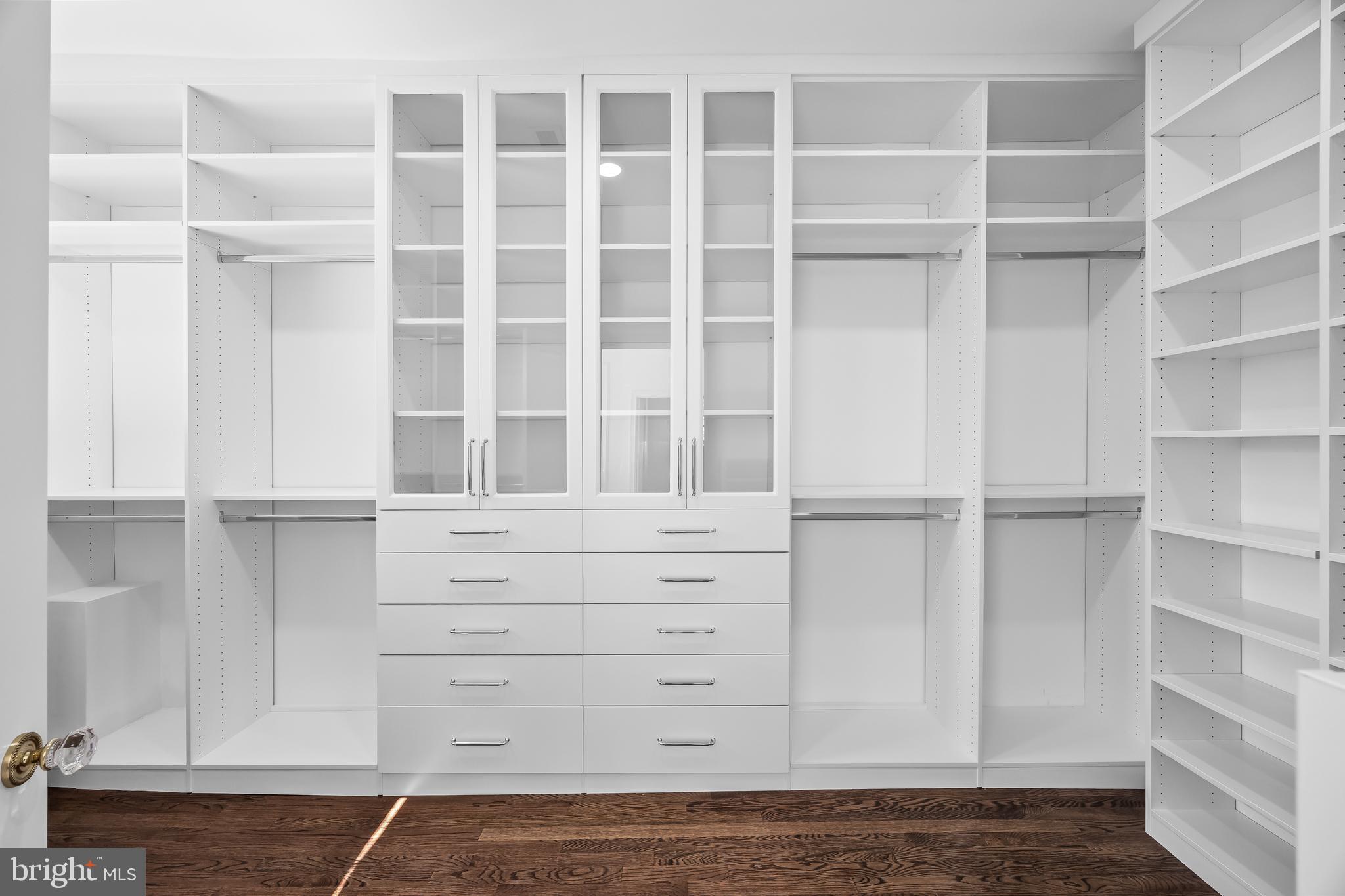 140 E CENTRAL AVENUE