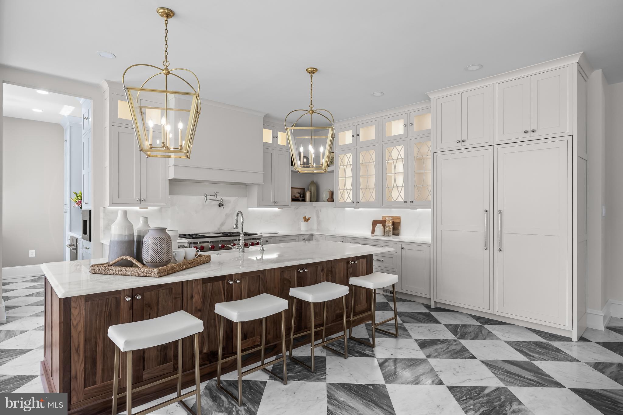 140 E CENTRAL AVENUE