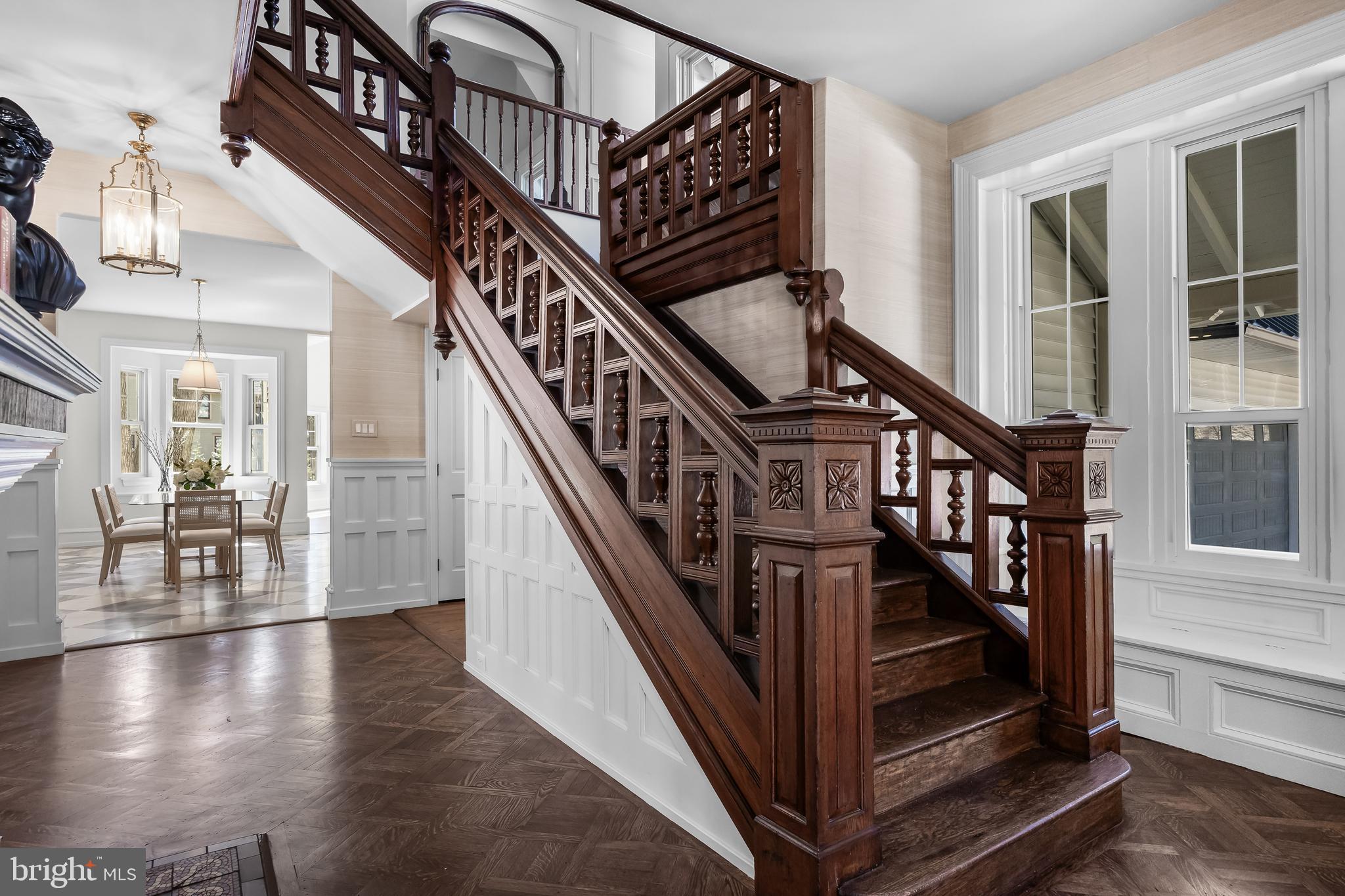 140 E CENTRAL AVENUE