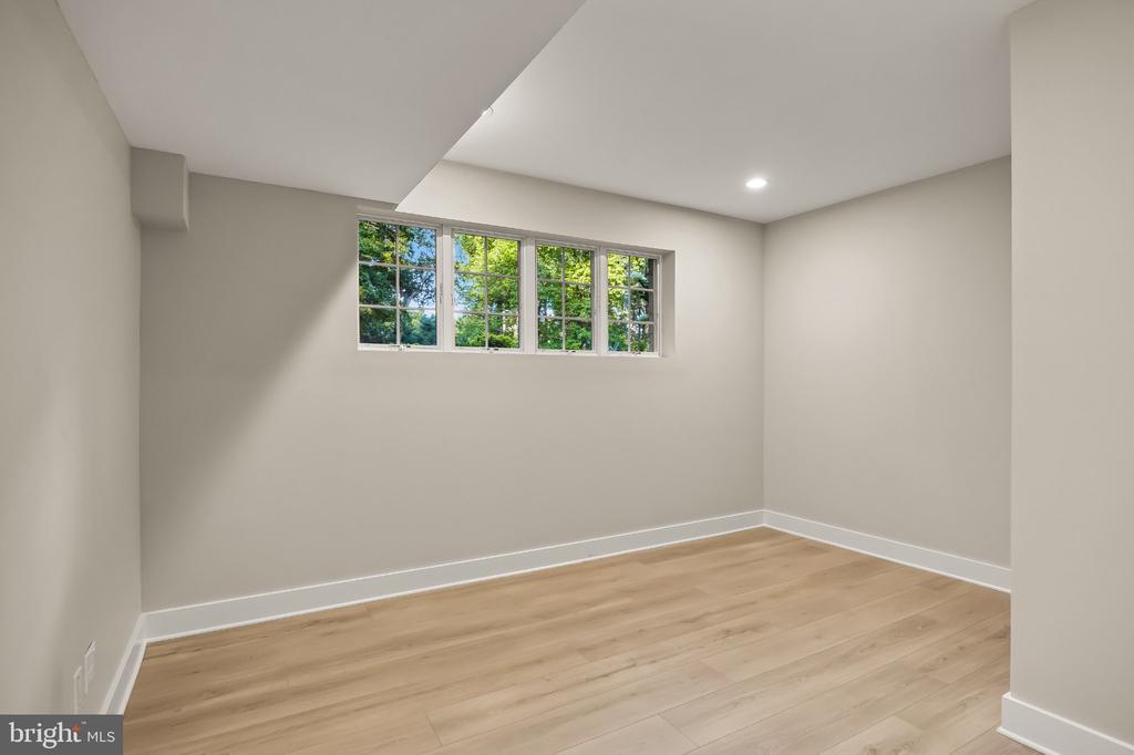 408 CREEK ROAD