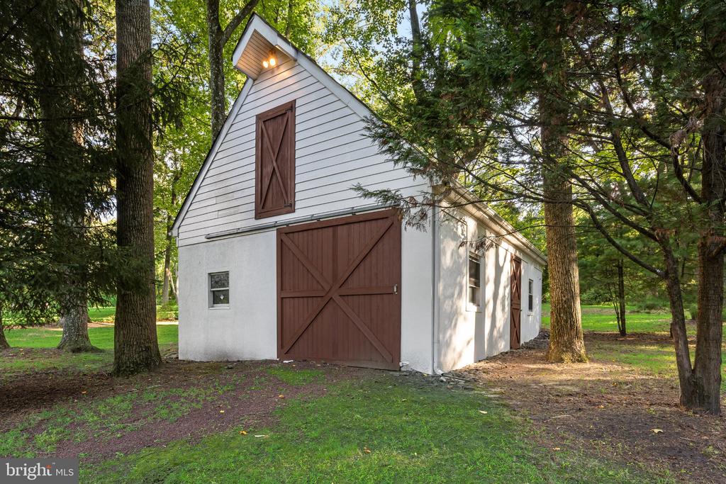 408 CREEK ROAD