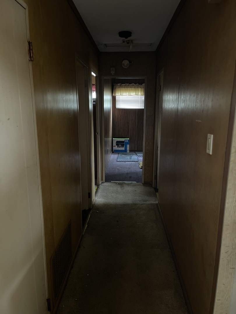 93 E Elmwood Drive