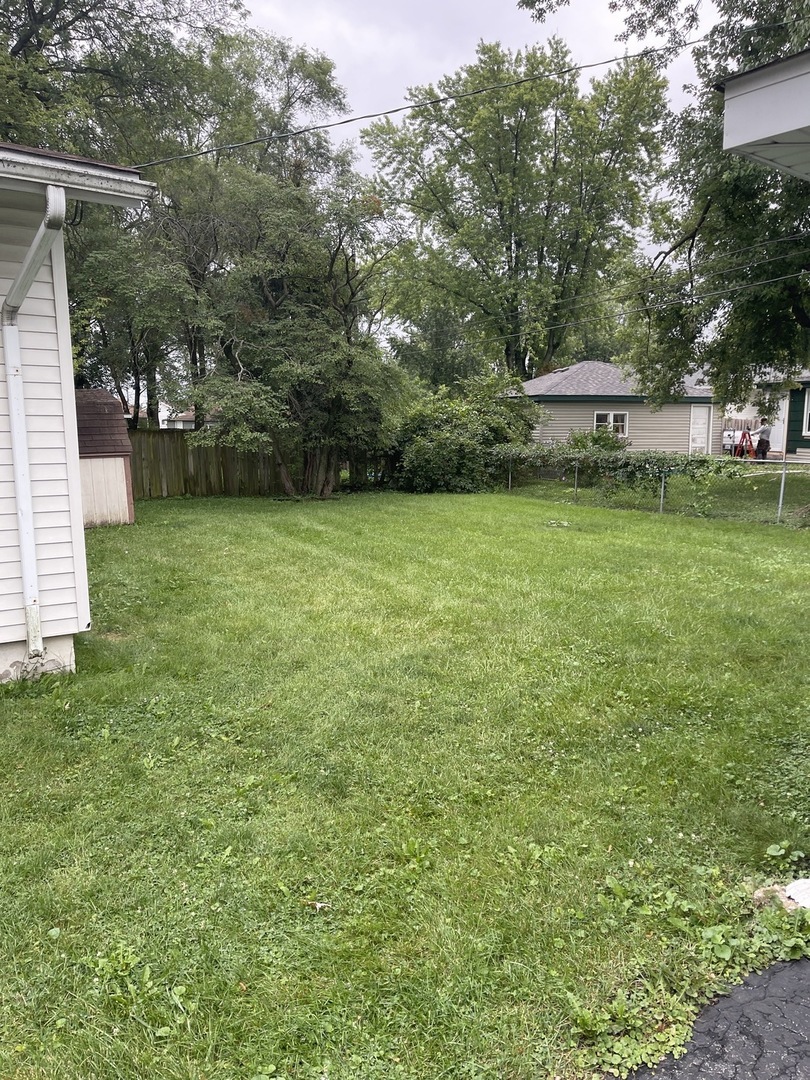 93 E Elmwood Drive