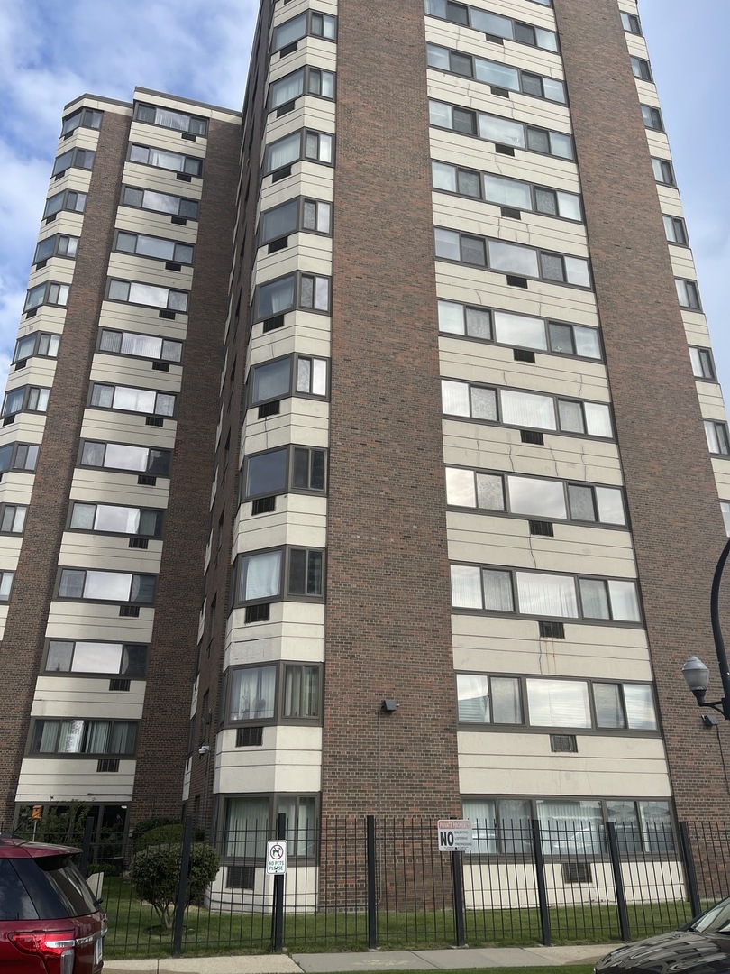 7337 S South Shore Drive Unit: 1031