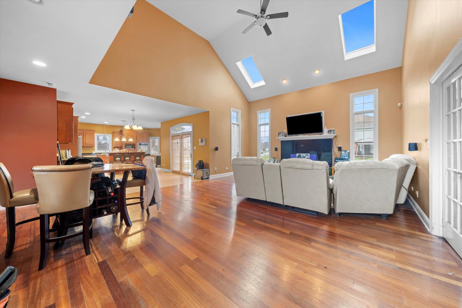 1501 TEARLE Court