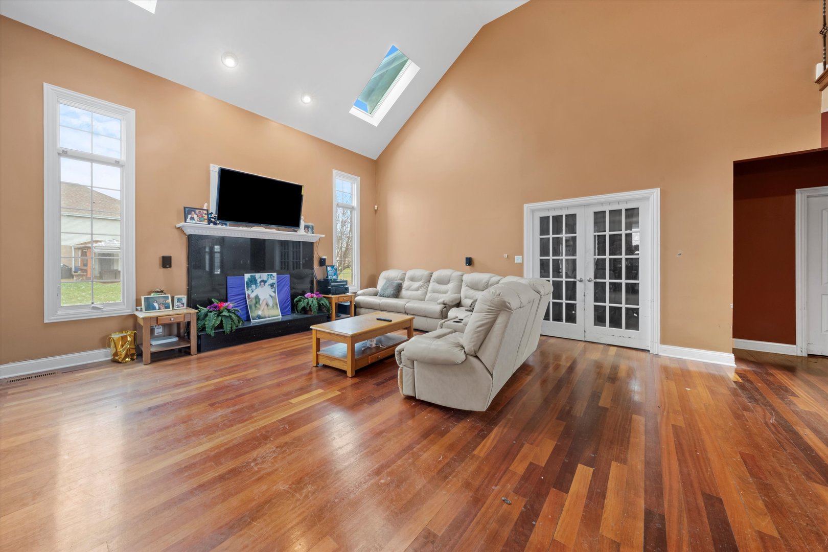 1501 TEARLE Court