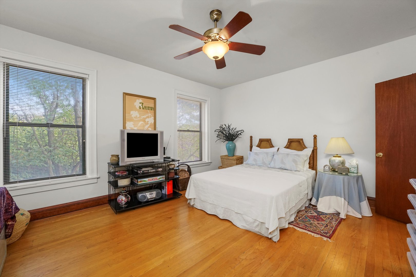 919 E Hyde Park Boulevard Unit: 3