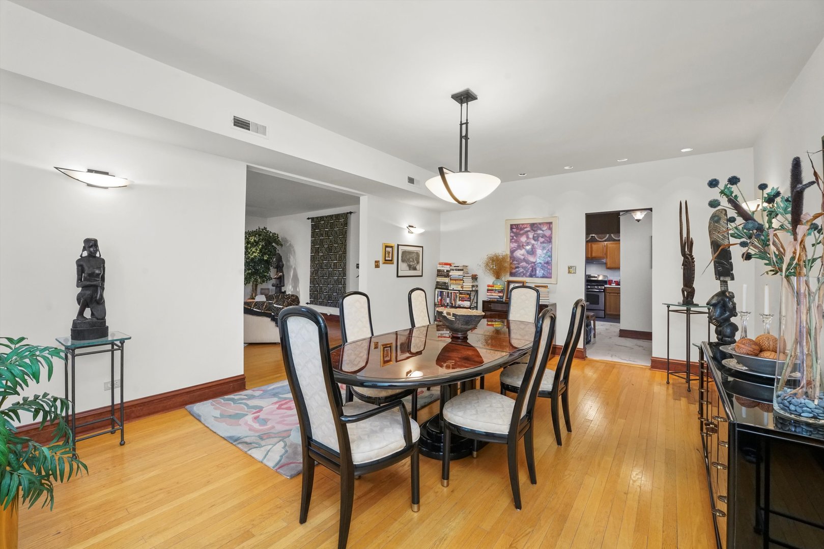919 E Hyde Park Boulevard Unit: 3