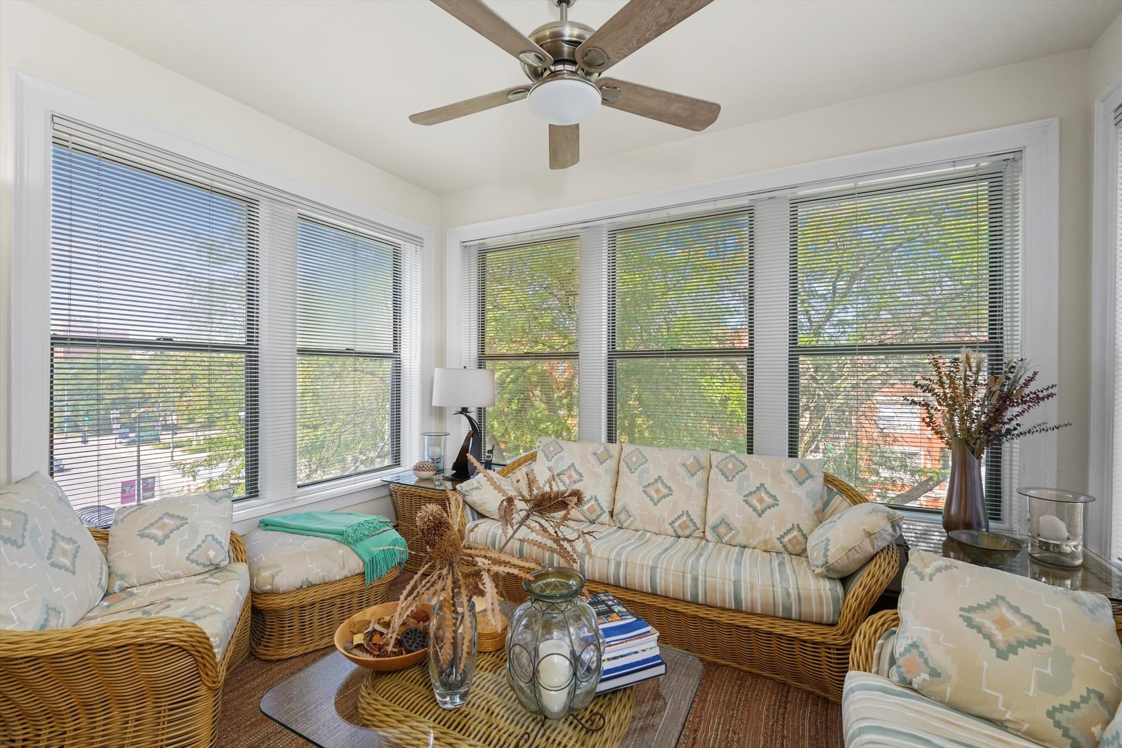 919 E Hyde Park Boulevard Unit: 3