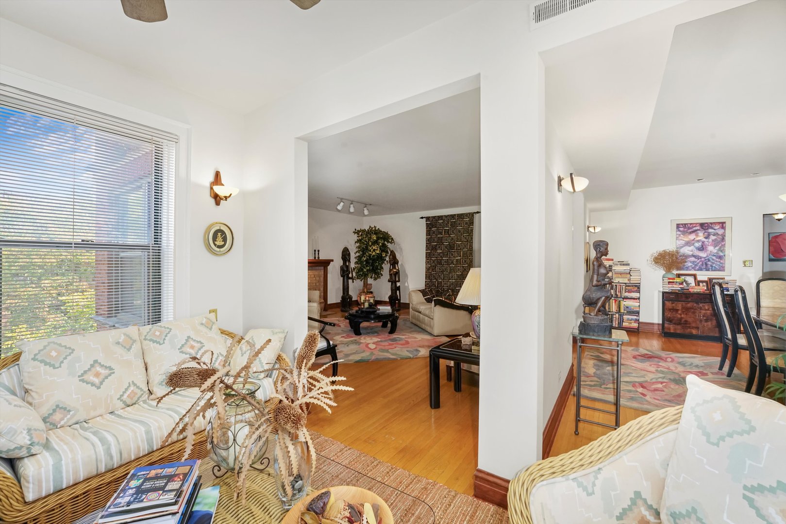 919 E Hyde Park Boulevard Unit: 3
