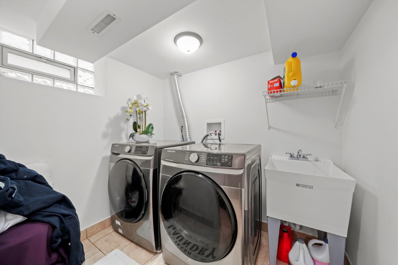 7629 S Maplewood Avenue