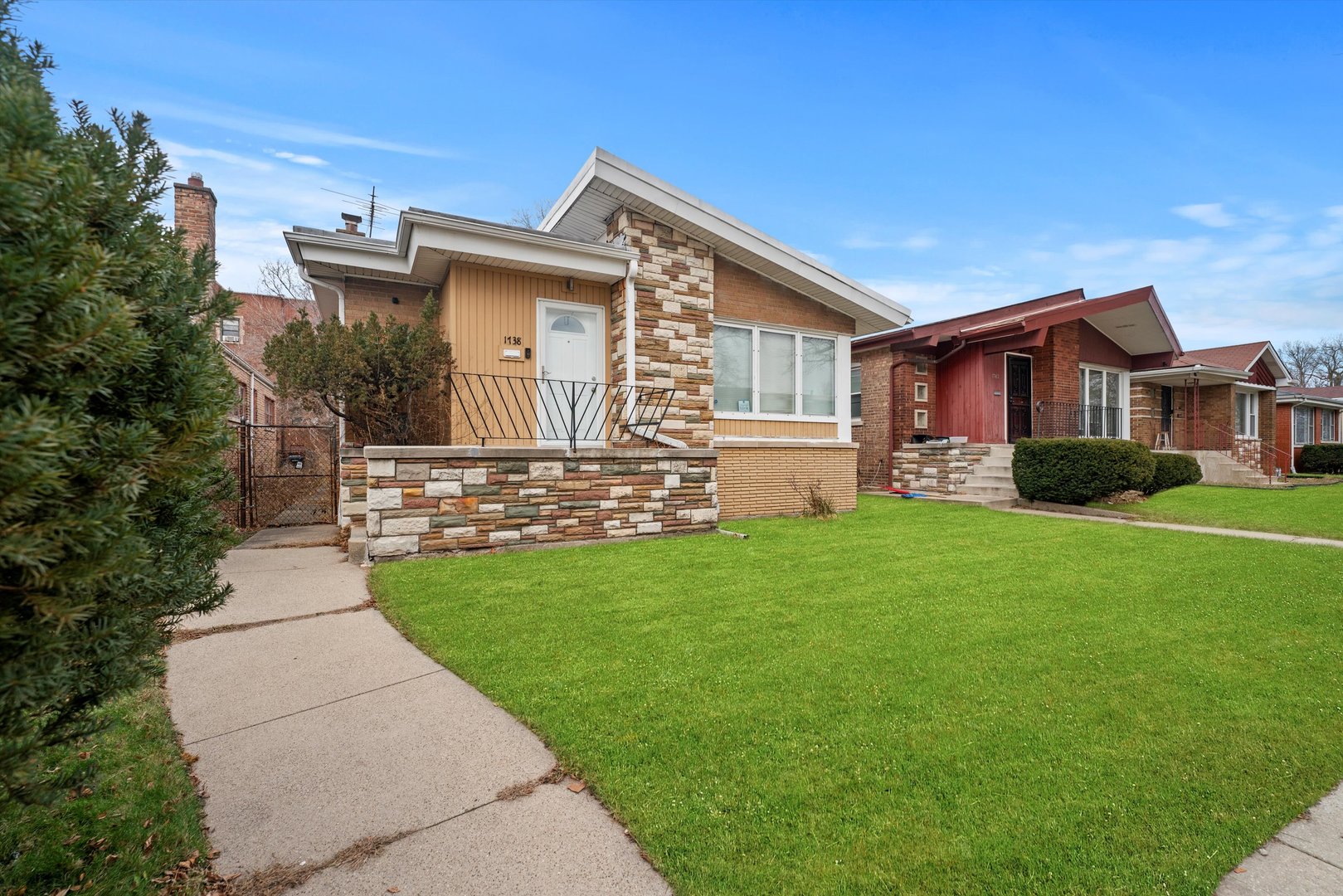 1738 E 74th Street