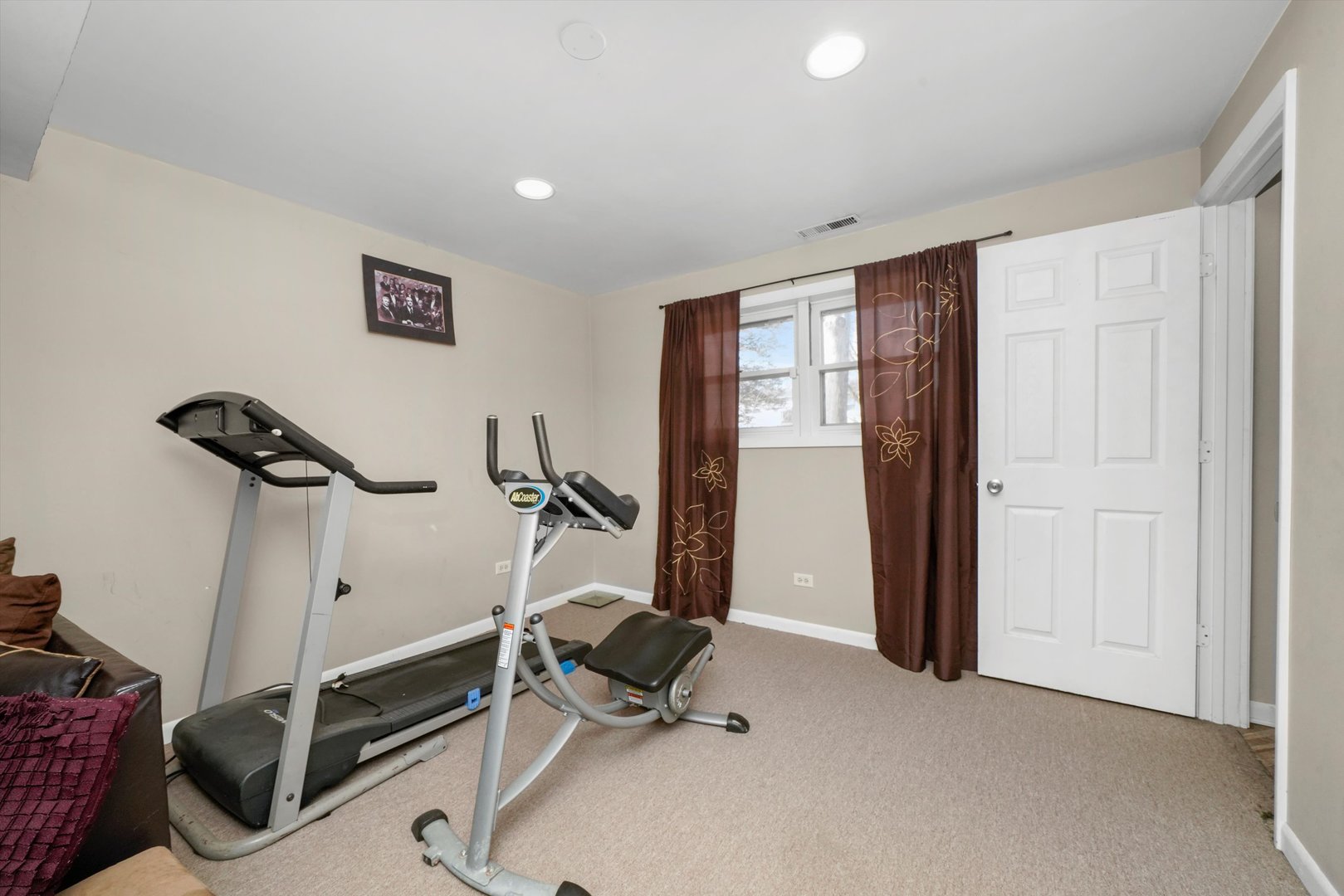 4838 MONTEREY Drive