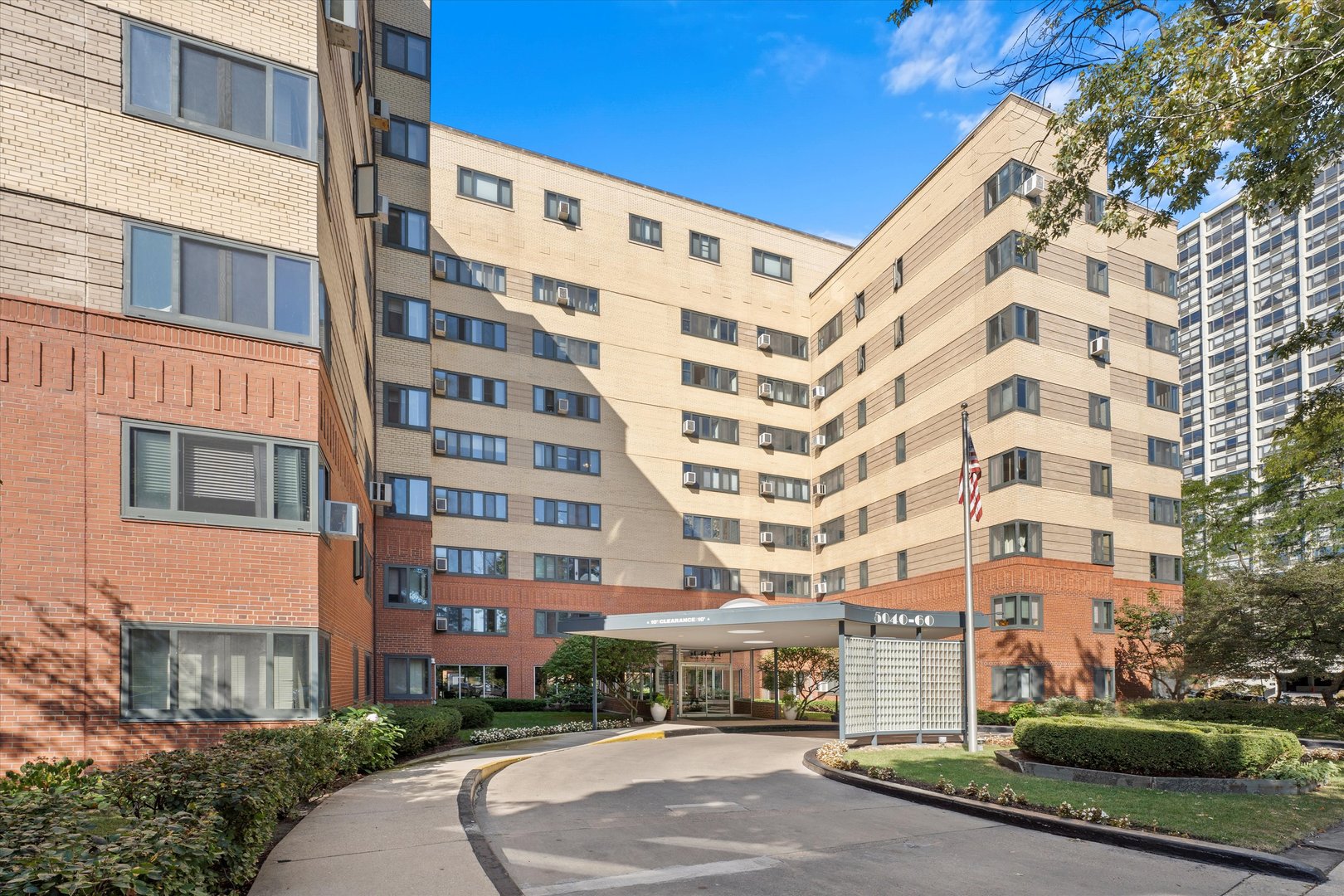 5048 N Marine Drive Unit: F3