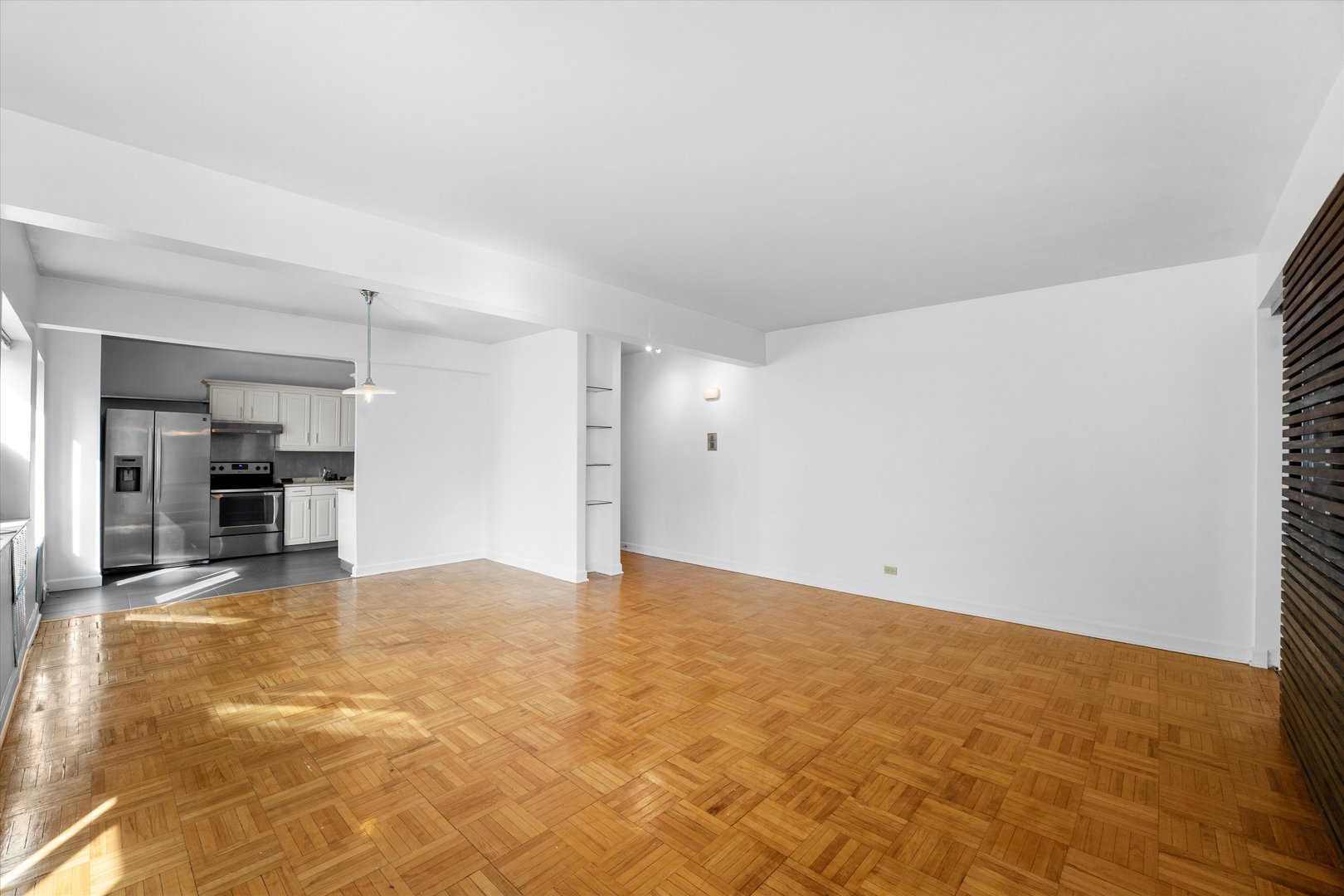5048 N Marine Drive Unit: F3
