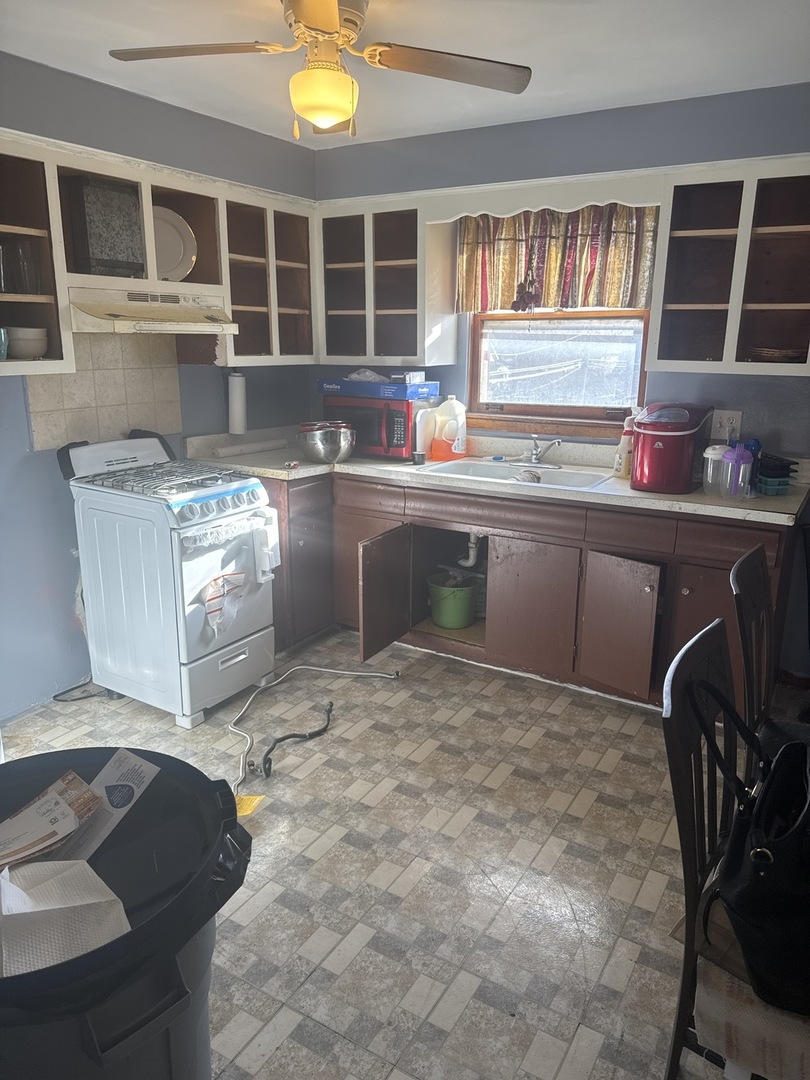 7909 S ELLIS Avenue Unit: 3E