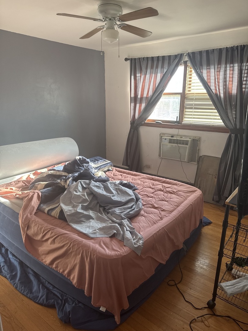 7909 S ELLIS Avenue Unit: 3E