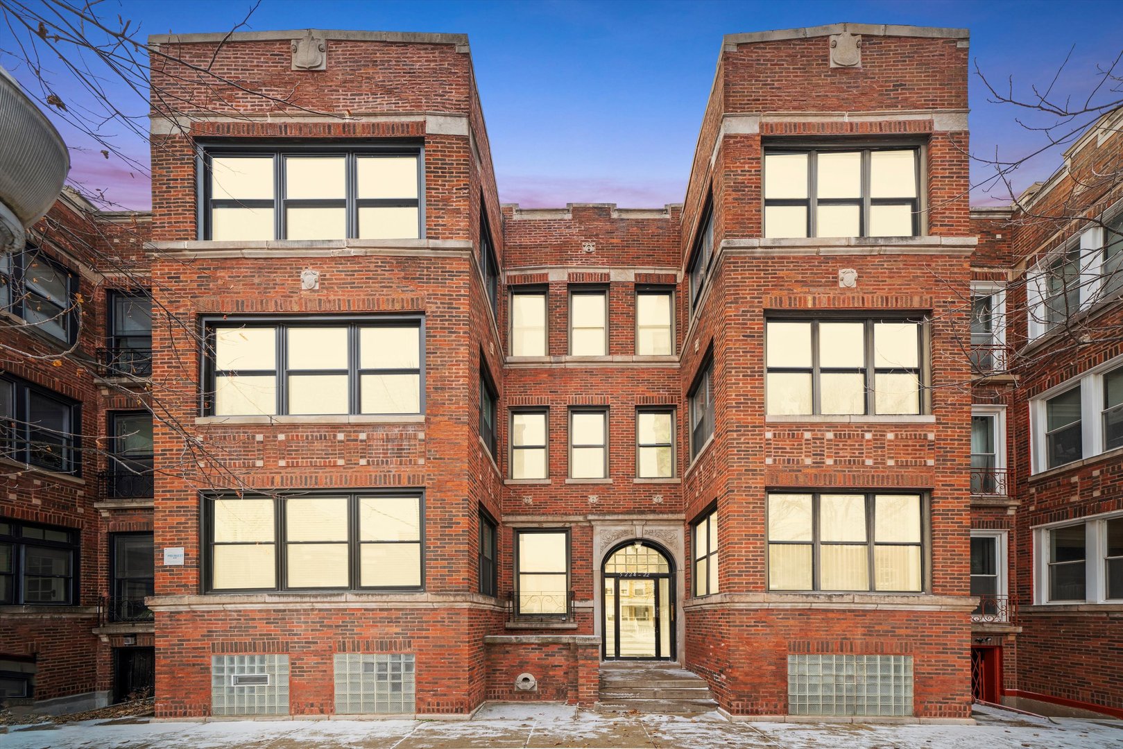 5224 S Ingleside Avenue Unit: 1
