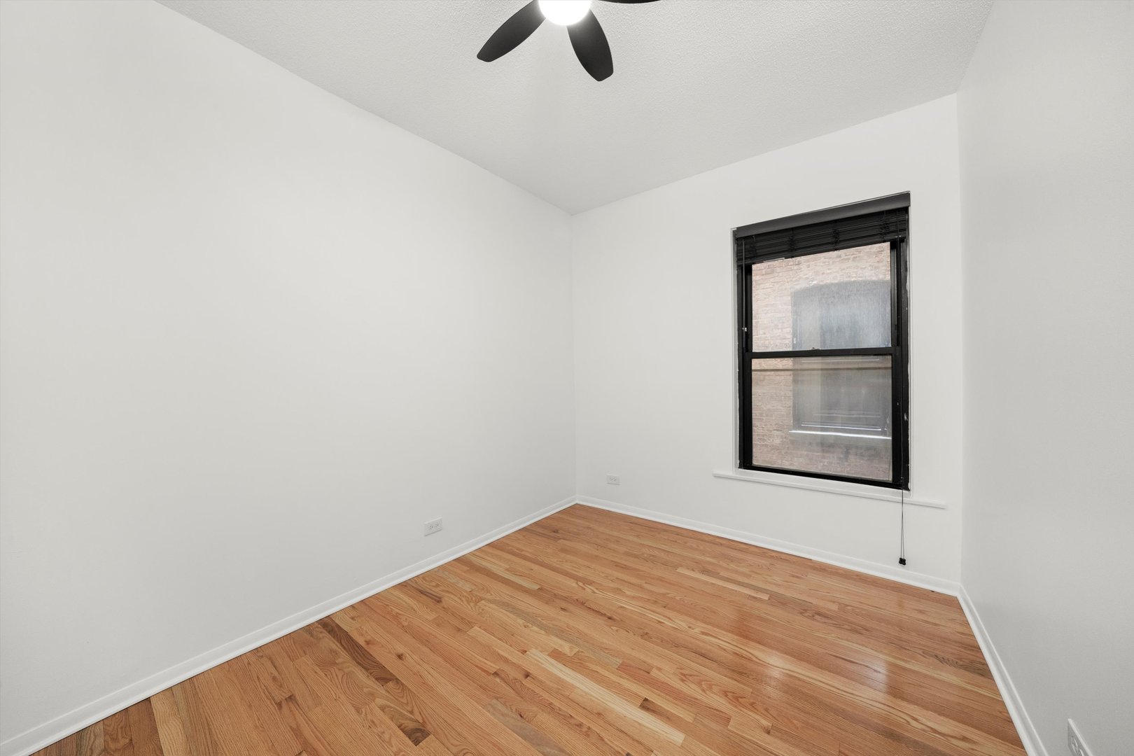 5224 S Ingleside Avenue Unit: 1