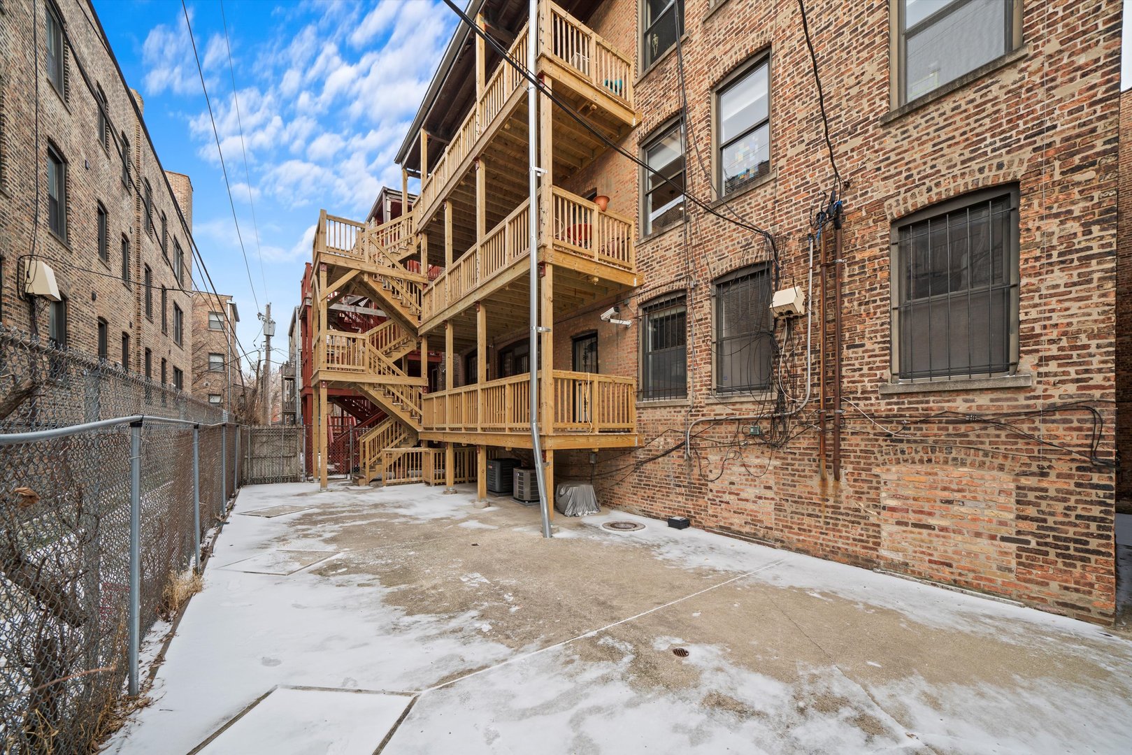 5224 S Ingleside Avenue Unit: 1