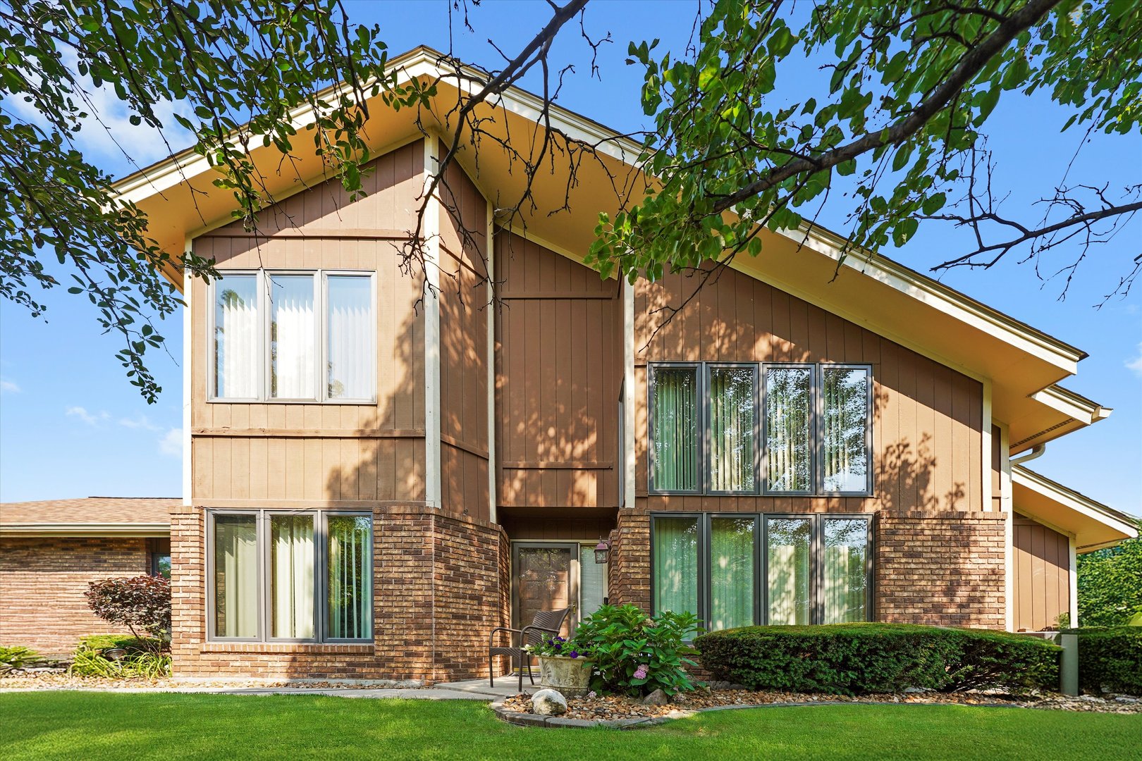 3037 Candlewood Court
