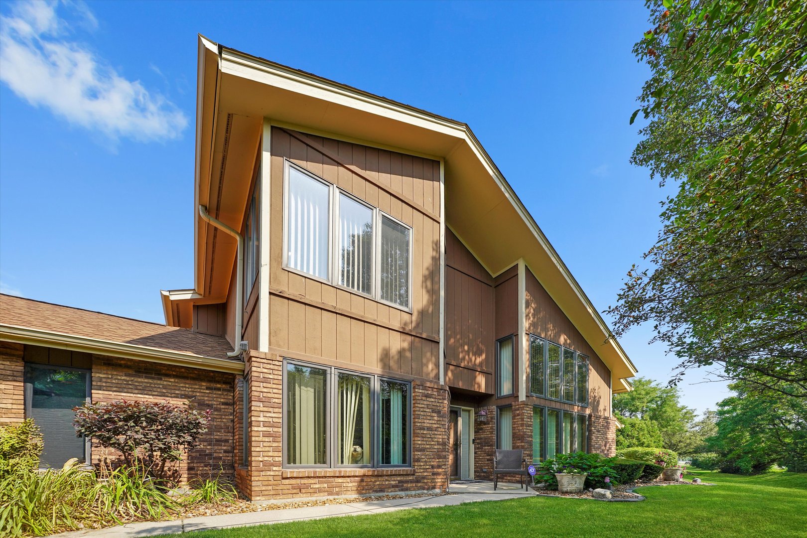 3037 Candlewood Court