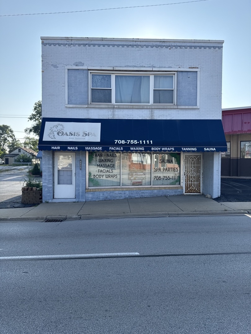 3033 CHICAGO Road
