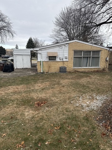 17222 Country Lane
