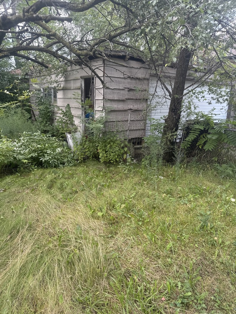 1205 E 93rd Street